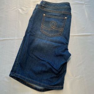 Melissa McCarthy Seven7 Denim Shorts